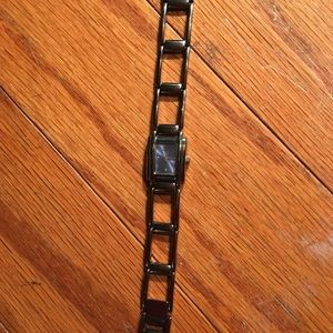 Anne Klein Accessories - Anne Klein II Quartz Watch Anne Klein Accessories - Anne Klein II Quartz Watch